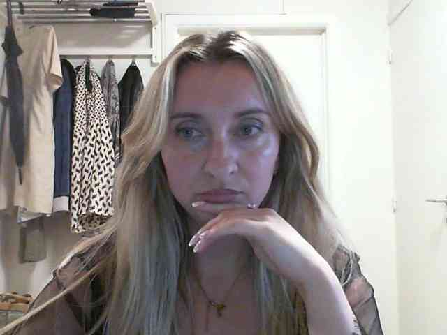 RuslanaFlower webcam