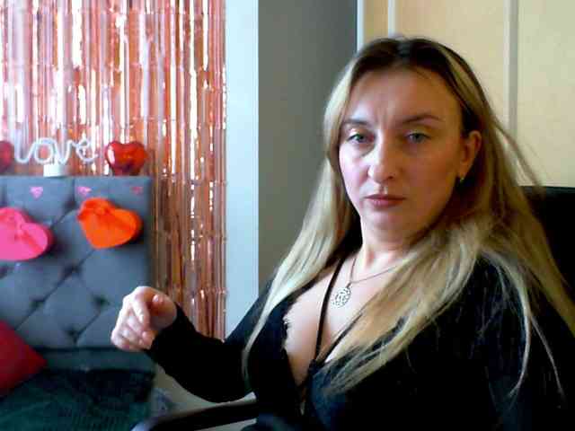 RuslanaFlower Live Webcam on BongaCams