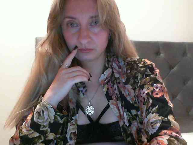 RuslanaFlower webcam