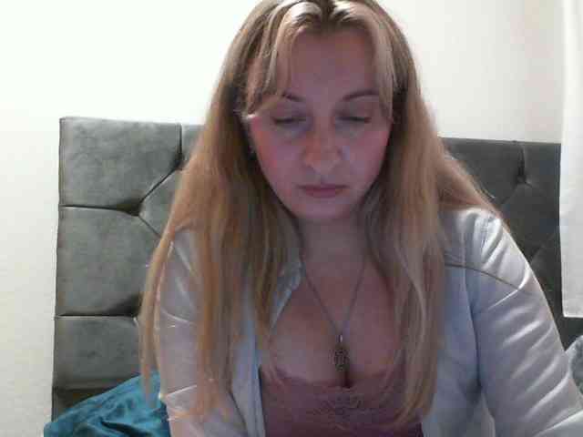 RuslanaFlower webcam