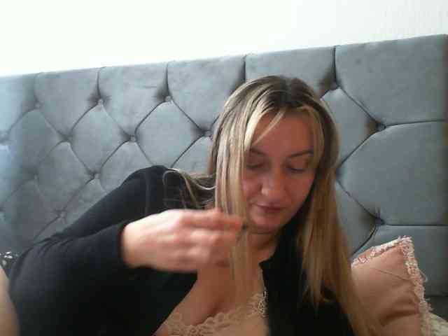 RuslanaFlower webcam