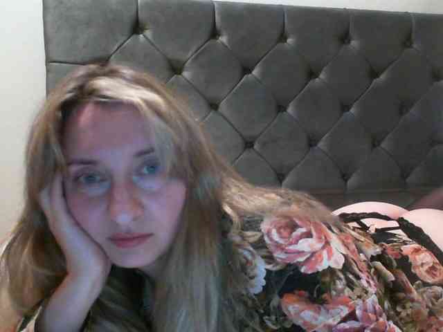 RuslanaFlower webcam