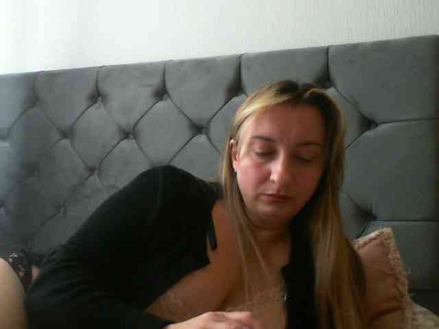 RuslanaFlower webcam