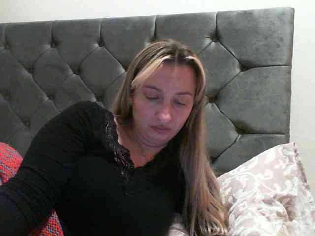 RuslanaFlower webcam