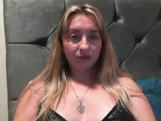 RuslanaFlower webcam