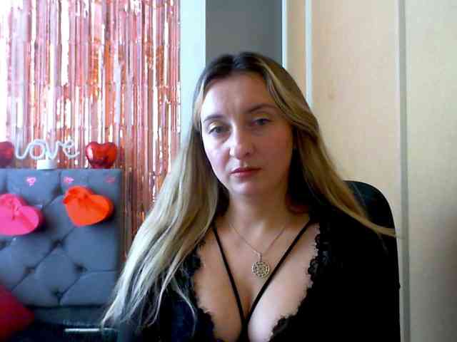 RuslanaFlower Live Webcam on BongaCams