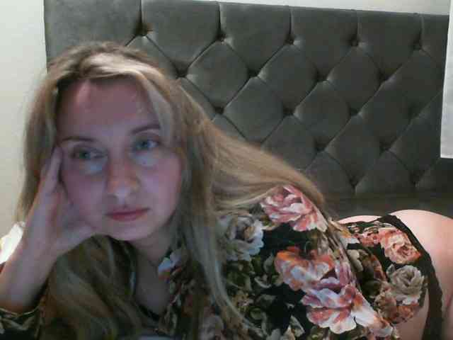 RuslanaFlower webcam