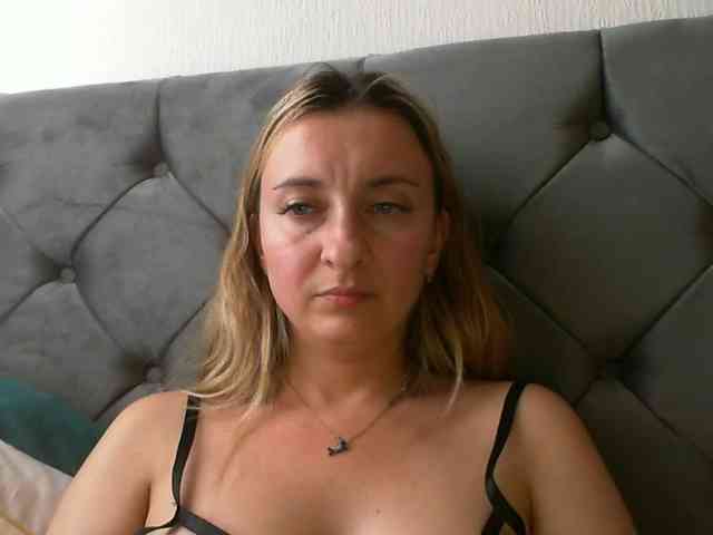 RuslanaFlower webcam