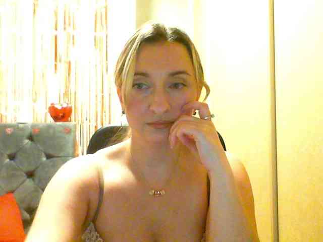 RuslanaFlower webcam