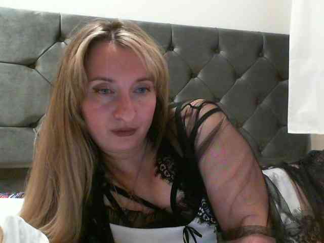 RuslanaFlower webcam