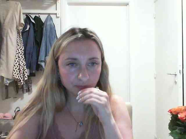 RuslanaFlower webcam