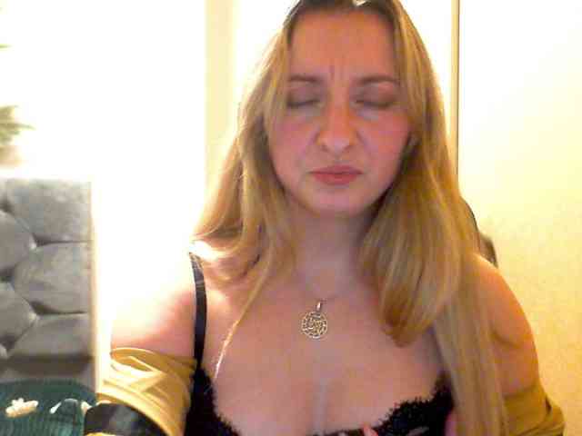 RuslanaFlower webcam