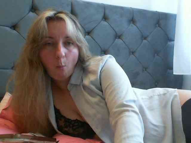 RuslanaFlower webcam