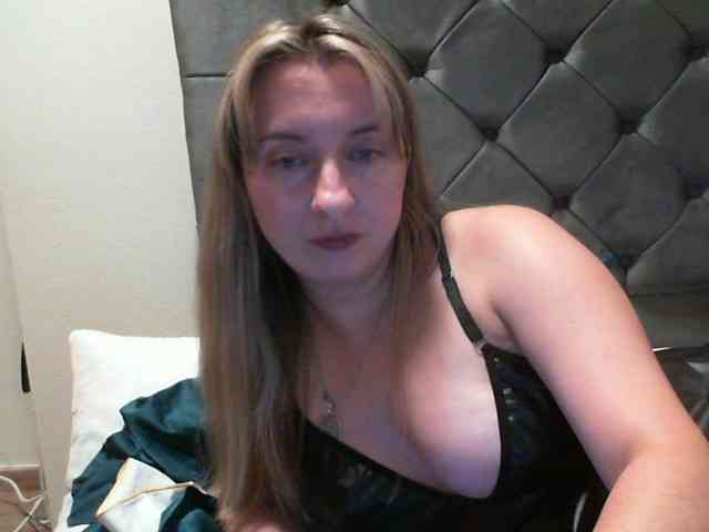 RuslanaFlower webcam