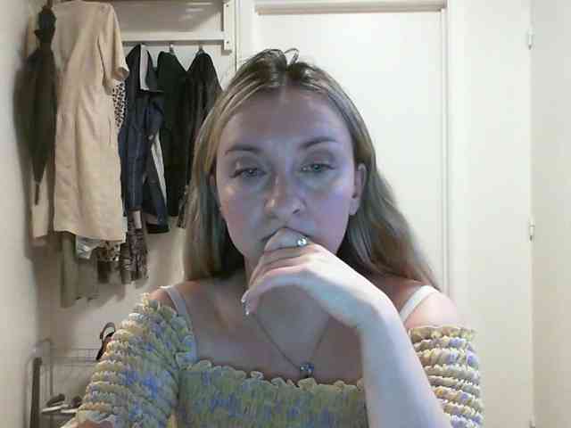 RuslanaFlower webcam