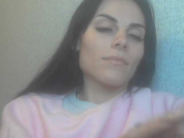 Gospozha-77's BongaCams show and profile