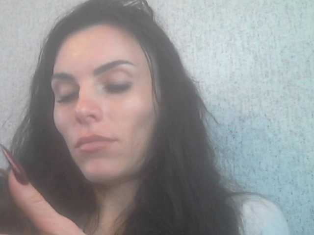 Gospozha-77 Live Cam on BongaCams