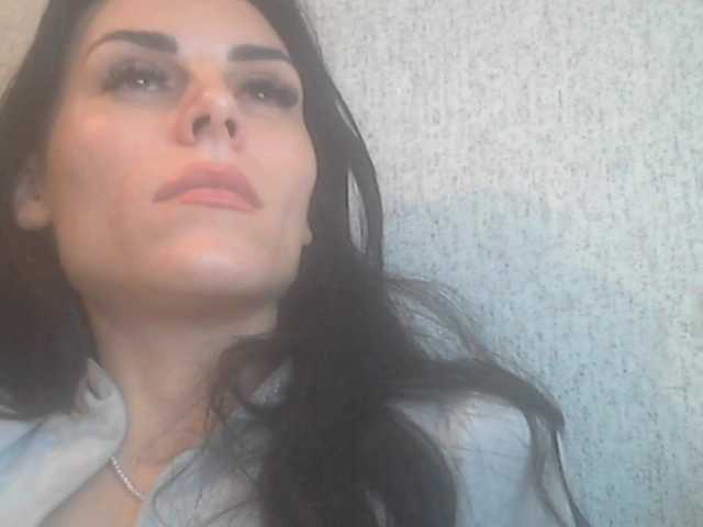 Gospozha-77's BongaCams show and profile