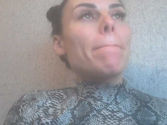 Gospozha-77's BongaCams show and profile