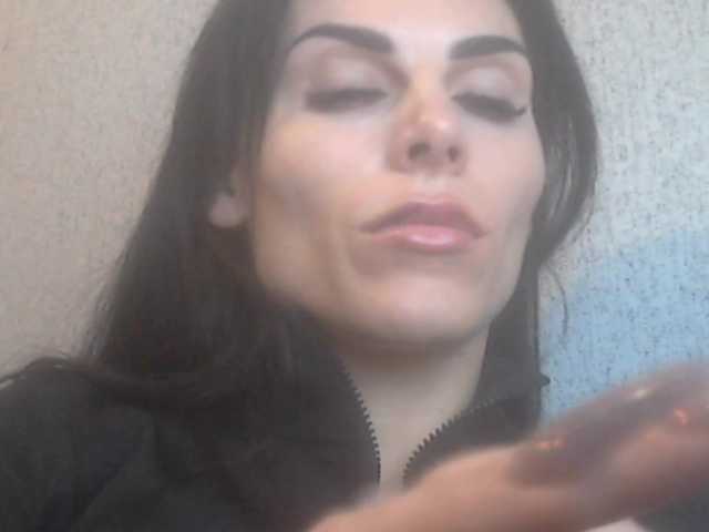 Gospozha-77's BongaCams show and profile