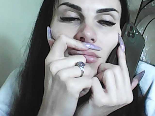 Gospozha-77's BongaCams show and profile