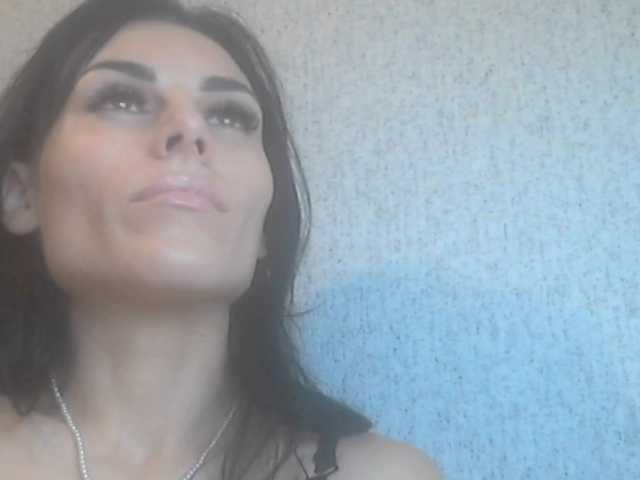 Gospozha-77's BongaCams show and profile