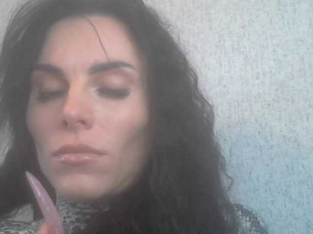 Gospozha-77's BongaCams show and profile