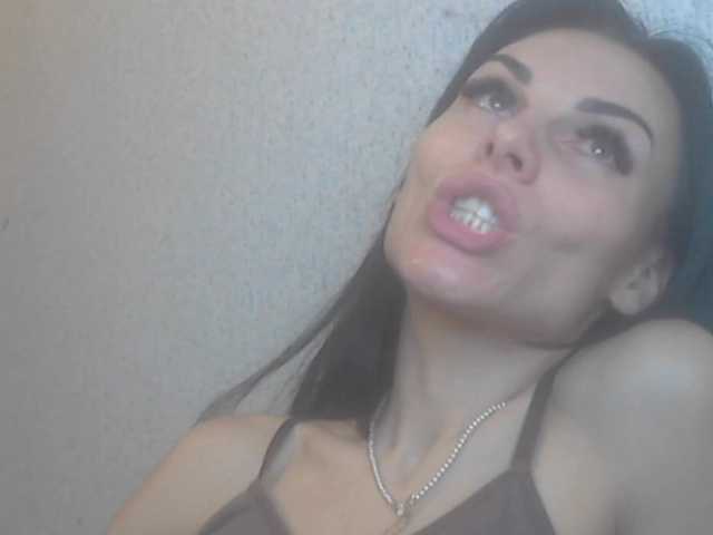 Gospozha-77's BongaCams show and profile