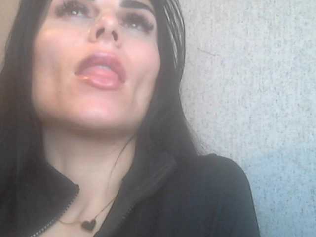 Gospozha-77's BongaCams show and profile