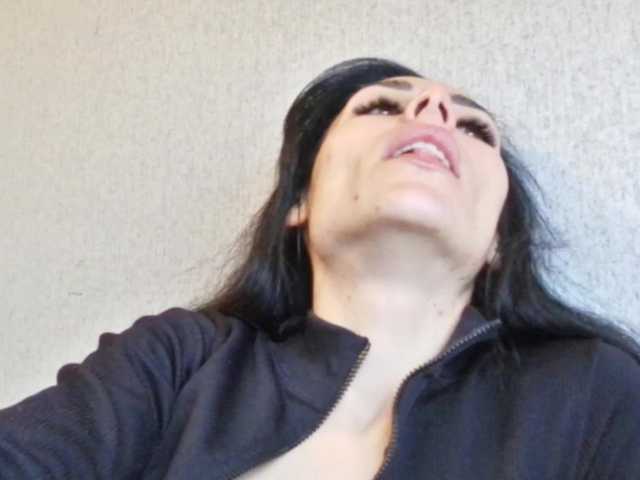 Gospozha-77's BongaCams show and profile