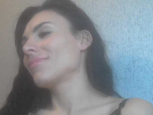 Gospozha-77's BongaCams show and profile