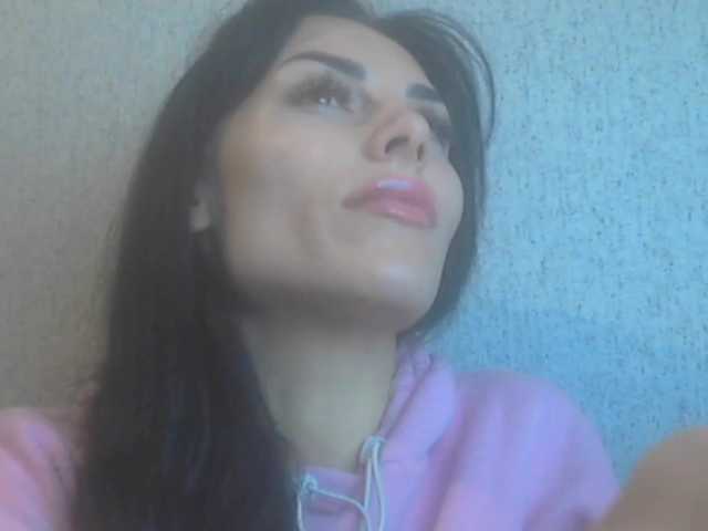 Gospozha-77's BongaCams show and profile