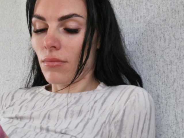 Gospozha-77's BongaCams show and profile