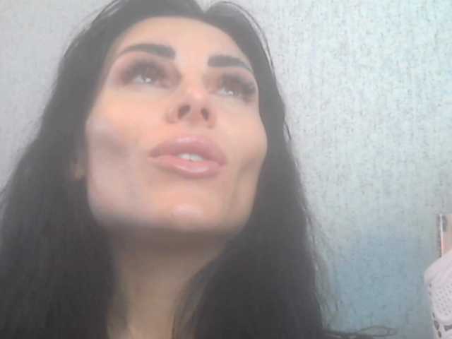 Gospozha-77's BongaCams show and profile