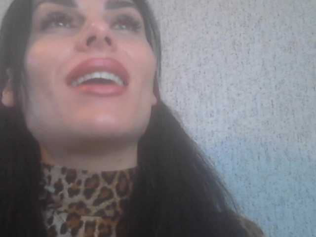 Gospozha-77's BongaCams show and profile