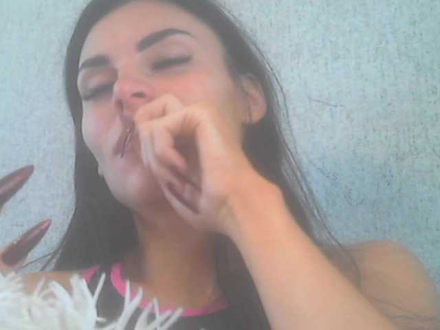 Gospozha-77's BongaCams show and profile