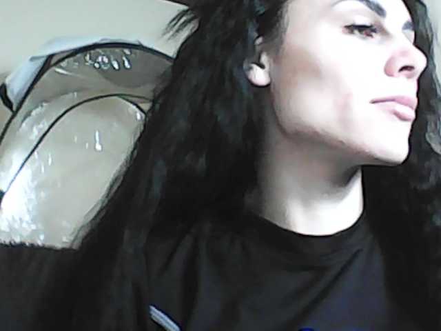 Gospozha-77's BongaCams show and profile