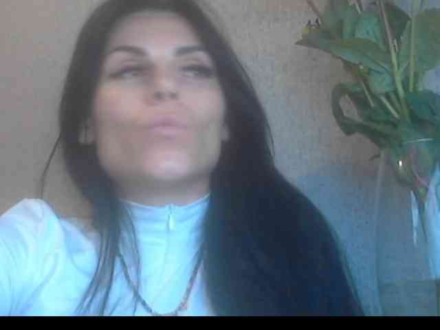 Gospozha-77 Live Webcam on BongaCams