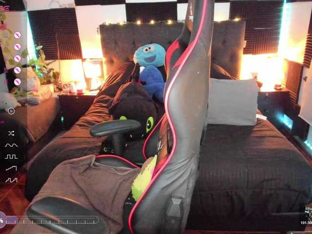 ursula-fire's BongaCams show and profile