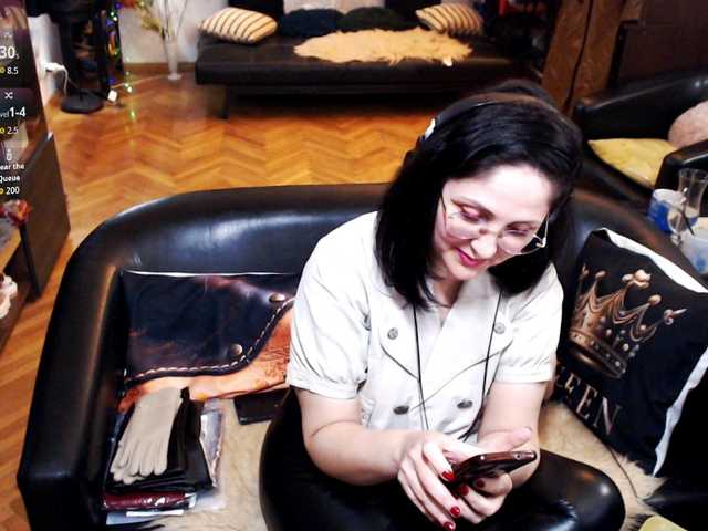 1imperatriza live sex show