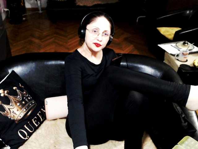 1imperatriza's BongaCams show and profile