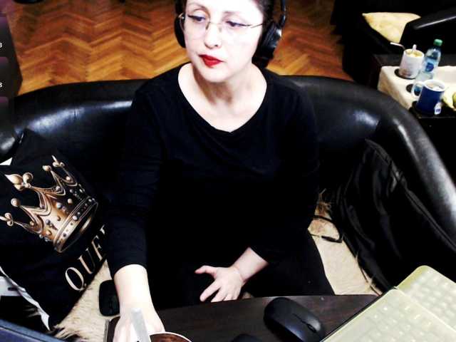 1imperatriza's BongaCams show and profile