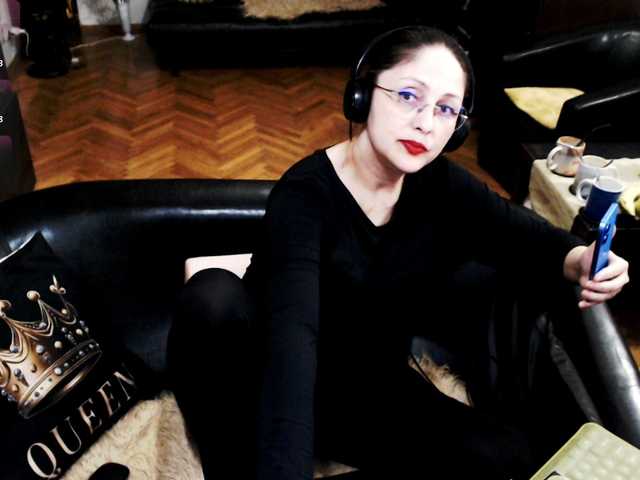 1imperatriza cam belle