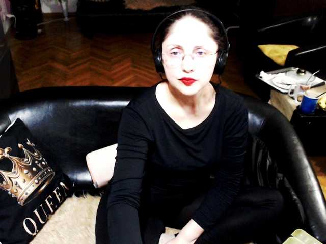 1imperatriza's BongaCams show and profile