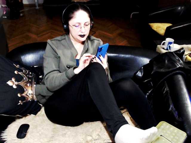 1imperatriza's BongaCams show and profile