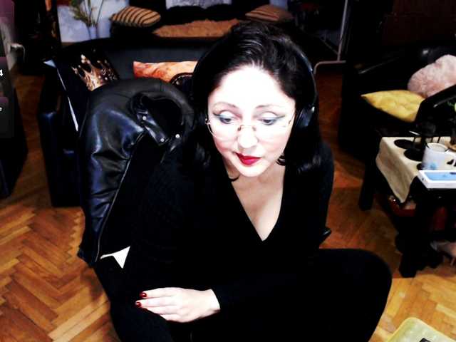 1imperatriza's BongaCams show and profile