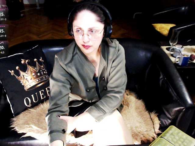 1imperatriza's BongaCams show and profile