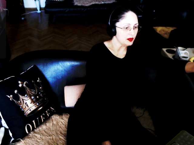 1imperatriza's BongaCams show and profile