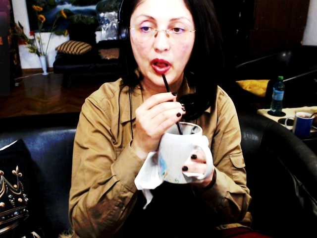 1imperatriza's BongaCams show and profile