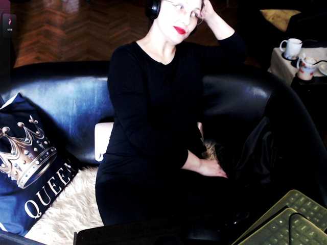 1imperatriza cam belle